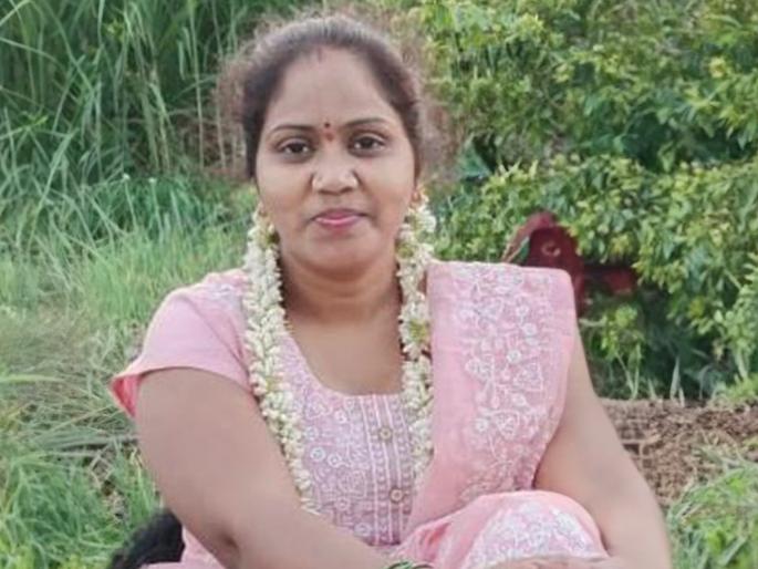 Ended education in the circumstances of domestic situation completed by in-laws passed 12th | माहेरी हलाखीच्या परिस्थितीत शिक्षण सुटलं, सासरच्यांनी पूर्ण केलं, बारावीत उत्तीर्ण Ended education in the circumstances of domestic situation completed by in-laws passed 12th | माहेरी हलाखीच्या परिस्थितीत शिक्षण सुटलं, सासरच्यांनी पूर्ण केलं, बारावीत उत्तीर्ण