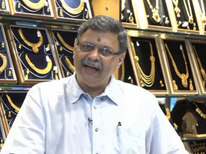 Death of jeweler Milind Marathe; suicide attempt before 15 days | सराफी व्यावसायिक मिलिंद मराठे यांचा मृत्यू; गोळी झाडून केलेला आत्महत्येचा प्रयत्न Death of jeweler Milind Marathe; suicide attempt before 15 days | सराफी व्यावसायिक मिलिंद मराठे यांचा मृत्यू; गोळी झाडून केलेला आत्महत्येचा प्रयत्न