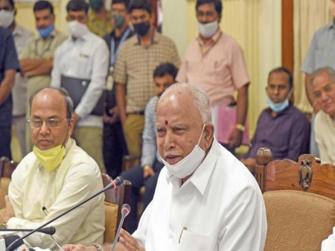 No-entry for those coming to Karnataka from 5 states; No entry from Maharashtra, Tamil Nadu, Gujarat, Madhya Pradesh, Rajasthan | ५ राज्यांतून कर्नाटकात येणाऱ्यांना नो-एन्ट्री; महाराष्ट्र, तामिळनाडू, गुजरात, मध्यप्रदेश, राजस्थानमधून प्रवेश नाही No-entry for those coming to Karnataka from 5 states; No entry from Maharashtra, Tamil Nadu, Gujarat, Madhya Pradesh, Rajasthan | ५ राज्यांतून कर्नाटकात येणाऱ्यांना नो-एन्ट्री; महाराष्ट्र, तामिळनाडू, गुजरात, मध्यप्रदेश, राजस्थानमधून प्रवेश नाही