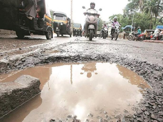 Roads were built without using Iceflex; According to the CAG report | आईसफ्लेक्स न वापरताच रस्ते बांधले; कॅगच्या अहवालातून माहिती उघड, हे आहेत ते ६ कंत्राटदार Roads were built without using Iceflex; According to the CAG report | आईसफ्लेक्स न वापरताच रस्ते बांधले; कॅगच्या अहवालातून माहिती उघड, हे आहेत ते ६ कंत्राटदार