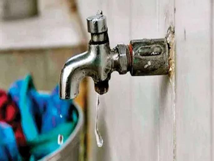 15 percent water cut in Mumbai for two days; Consequences of burst water pipe in Mulund | मुंबईत दाेन दिवस १५ टक्के पाणीकपात; मुलुंडमध्ये जलवाहिनी फुटल्याचा परिणाम 15 percent water cut in Mumbai for two days; Consequences of burst water pipe in Mulund | मुंबईत दाेन दिवस १५ टक्के पाणीकपात; मुलुंडमध्ये जलवाहिनी फुटल्याचा परिणाम