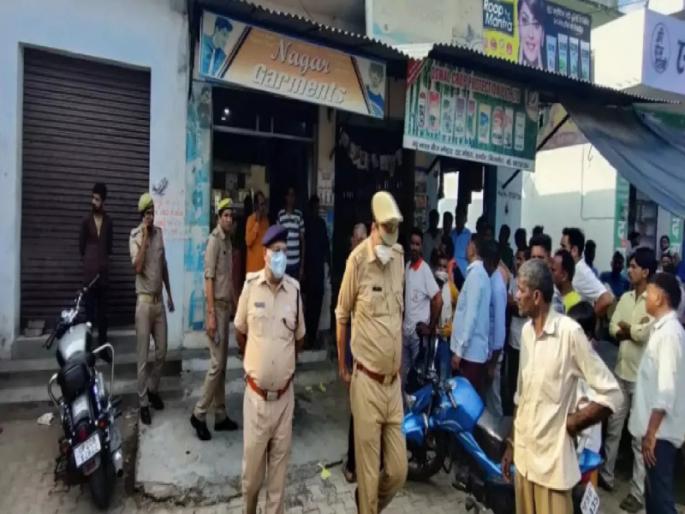 The crackdown on crime in the Bijnor area in the last five years has led many historians to quit crime and start working. | कोणी भांडी विकतंय, तर कोणी कपडे शिवतंय; बिजनोरमधील हिस्ट्रीशिटर्स लागले ‘धंद्याला’ The crackdown on crime in the Bijnor area in the last five years has led many historians to quit crime and start working. | कोणी भांडी विकतंय, तर कोणी कपडे शिवतंय; बिजनोरमधील हिस्ट्रीशिटर्स लागले ‘धंद्याला’