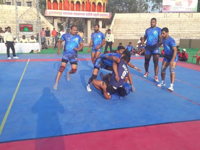 Chhatrapati Shivaji Maharaj Trophy Kabaddi: Mumbai city and Thane both teams in semis | छत्रपती शिवाजी महाराज चषक कबड्डी : मुंबई शहर व ठाण्याचे दोन्ही संघ उपांत्य फेरीत Chhatrapati Shivaji Maharaj Trophy Kabaddi: Mumbai city and Thane both teams in semis | छत्रपती शिवाजी महाराज चषक कबड्डी : मुंबई शहर व ठाण्याचे दोन्ही संघ उपांत्य फेरीत