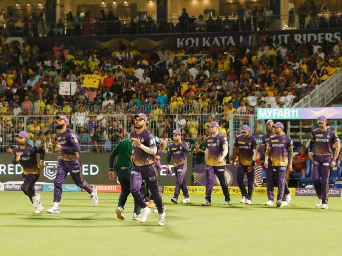 IPL 2023 Throw him out of this KKR team Fans angry furious after Loss Against CSK at Eden Gardens home ground Andre Russell | IPL 2023: "सर्वात आधी त्याला टीममधून हाकलून लावा.."; KKRच्या पराभवानंतर नेटकरी खवळले!