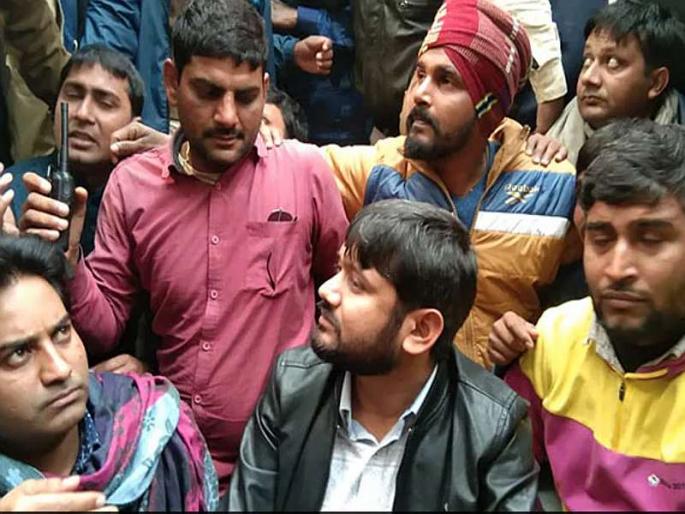 Kanhaiya Kumar's slump on the coffin and slogans against in bihar rally | कन्हैय्या कुमारच्या ताफ्यावर फेकले अंडे अन् विरोधात नारेबाजी Kanhaiya Kumar's slump on the coffin and slogans against in bihar rally | कन्हैय्या कुमारच्या ताफ्यावर फेकले अंडे अन् विरोधात नारेबाजी