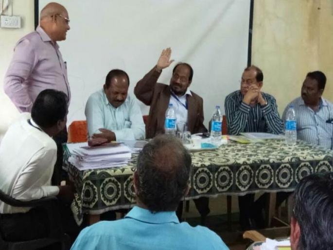 Try to reduce infant mortality by 35% - Health director | बालमृत्यू ३५ टक्क्यांनी कमी करण्यासाठी प्रयत्न करा - आरोग्य संचालक    