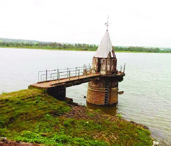 Work of beautification of the kindergarten: The need for follow-up, funding of two crore and 25 lakhs is stuck | कळंबा सुशोभीकरणाचे काम ठप्प: पाठपुराव्याची गरज , दोन कोटी २५ लाखांचा निधी अडकला Work of beautification of the kindergarten: The need for follow-up, funding of two crore and 25 lakhs is stuck | कळंबा सुशोभीकरणाचे काम ठप्प: पाठपुराव्याची गरज , दोन कोटी २५ लाखांचा निधी अडकला