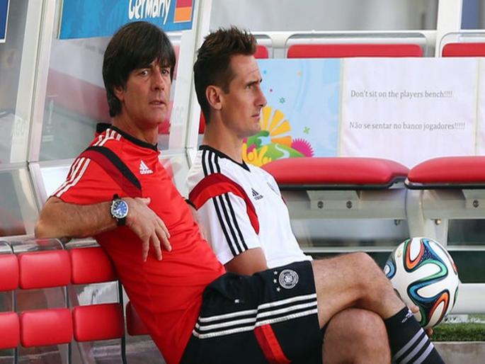 FIFA Football World Cup 2018: The German people want to defeat us | FIFA Football World Cup 2018 : जर्मन लोकांनाच हवाय आमचा पराभव  FIFA Football World Cup 2018: The German people want to defeat us | FIFA Football World Cup 2018 : जर्मन लोकांनाच हवाय आमचा पराभव