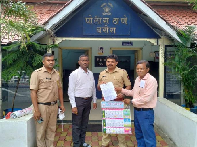 Giving more importance to mobile is becoming a reason for divorce | मोबाइलला अधिक महत्व देणे, घटस्फोटाचे ठरत आहे कारण 