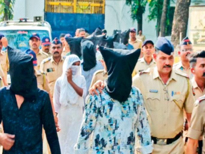 17 people booked in drug trafficking case | अमली पदार्थ विक्री प्रकरणात १७ जणांना लावला ‘माेक्का’ 17 people booked in drug trafficking case | अमली पदार्थ विक्री प्रकरणात १७ जणांना लावला ‘माेक्का’