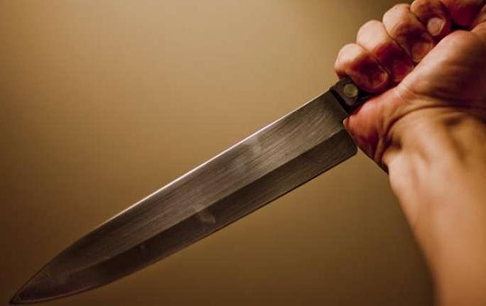 Murder of a man in Nagpur after an argument over alcohol | २४ तासांपूर्वी मार खाल्ला अन् जीव घेऊन बदला चुकविला Murder of a man in Nagpur after an argument over alcohol | २४ तासांपूर्वी मार खाल्ला अन् जीव घेऊन बदला चुकविला