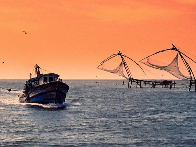 Travel Guide : Top 7 places to visit in Kochi, Things to do in Kochi-Kerala | सीफूड आणि अॅडव्हेंचरचा मूड असेल तर 'हे' शहर आहे परफेक्ट डेस्टिनेशन! Travel Guide : Top 7 places to visit in Kochi, Things to do in Kochi-Kerala | सीफूड आणि अॅडव्हेंचरचा मूड असेल तर 'हे' शहर आहे परफेक्ट डेस्टिनेशन!