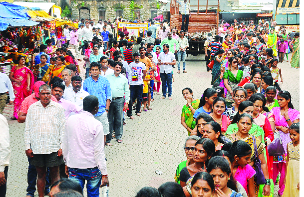 Kolhapur house! | कोल्हापूर हाऊसफुल्ल! Kolhapur house! | कोल्हापूर हाऊसफुल्ल!