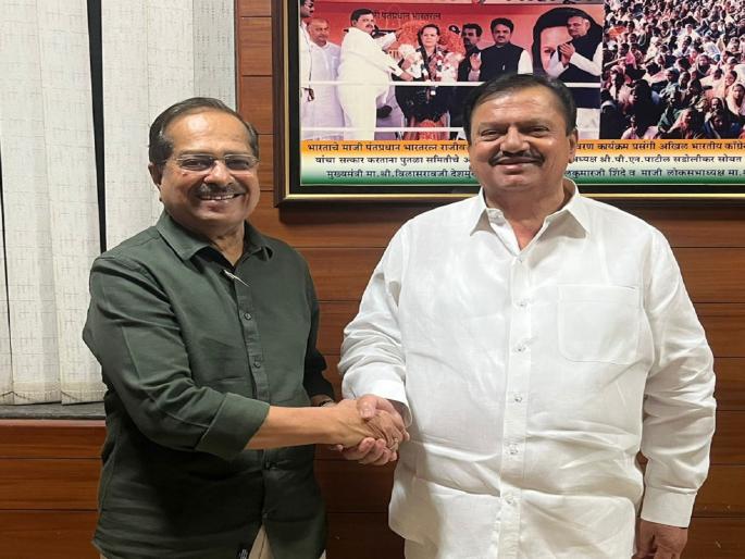Congress MLA P. N. Patil and former chairman of Gokul Arun Narke together, Former MLA Chandradeep Narke shocked | ‘पी. एन.- अरुण नरकें’ची गट्टी, कोल्हापूर जिल्ह्याच्या राजकारणात नवी नांदी!  Congress MLA P. N. Patil and former chairman of Gokul Arun Narke together, Former MLA Chandradeep Narke shocked | ‘पी. एन.- अरुण नरकें’ची गट्टी, कोल्हापूर जिल्ह्याच्या राजकारणात नवी नांदी!