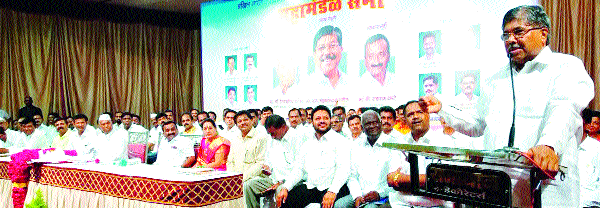 Government positive about teachers' demands | शिक्षक मागण्यांबाबत सरकार सकारात्मक Government positive about teachers' demands | शिक्षक मागण्यांबाबत सरकार सकारात्मक