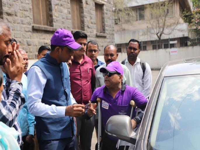 People with disabilities from Uttar Pradesh Madhya Pradesh Punjab travel thousands of miles by car to attend the Divyang Mela in Goa Collector welcomed in Kolhapur | असू दिव्यांग तरी.. चारचाकीने केला हजारो मैलांचा प्रवास; उत्तर प्रदेश, मध्य प्रदेश, पंजाबमधील दिव्यांगांचे कोल्हापुरात जिल्हाधिकाऱ्यांकडून स्वागत People with disabilities from Uttar Pradesh Madhya Pradesh Punjab travel thousands of miles by car to attend the Divyang Mela in Goa Collector welcomed in Kolhapur | असू दिव्यांग तरी.. चारचाकीने केला हजारो मैलांचा प्रवास; उत्तर प्रदेश, मध्य प्रदेश, पंजाबमधील दिव्यांगांचे कोल्हापुरात जिल्हाधिकाऱ्यांकडून स्वागत