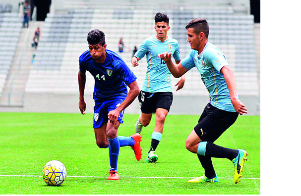 'Football' in 'Shivchhatrapati' awards | ‘शिवछत्रपती’ पुरस्कारांमध्ये ‘फुटबॉल’ उपेक्षितच