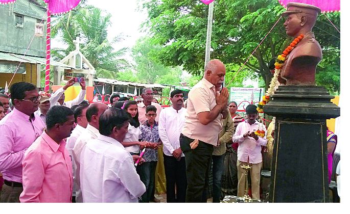 Maratha Light Infantry Regiment is the best in the world | मराठा लाईट इन्फंट्री रेजिमेंट जगात सर्वश्रेष्ठ Maratha Light Infantry Regiment is the best in the world | मराठा लाईट इन्फंट्री रेजिमेंट जगात सर्वश्रेष्ठ