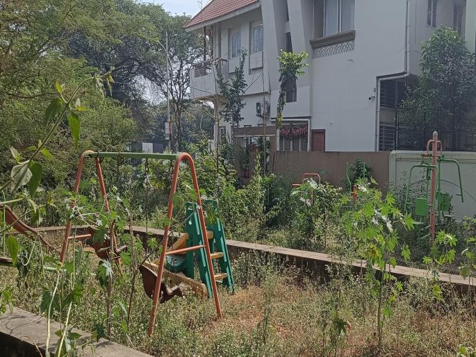 Need to change the method of beautification work in Kolhapur | ठेकेदारांचे धोरण त्याला कमिशनचे तोरण; कोल्हापुरात सुशोभीकरण, व्यायाम साहित्य, पेव्हिंग ब्लॉक योजनांना आला ऊत Need to change the method of beautification work in Kolhapur | ठेकेदारांचे धोरण त्याला कमिशनचे तोरण; कोल्हापुरात सुशोभीकरण, व्यायाम साहित्य, पेव्हिंग ब्लॉक योजनांना आला ऊत