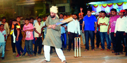 Anything in politics can happen | राजकारणात काहीही घडू शकते Anything in politics can happen | राजकारणात काहीही घडू शकते