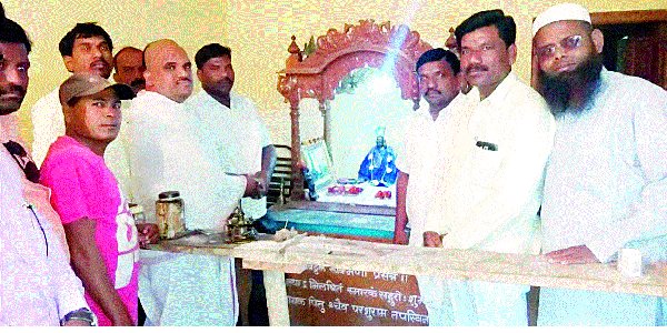 The Vitthal-Rukmini temple of Shirgaon is open to all | शिरगावचे विठ्ठल-रुक्मिणी मंदिर सर्वांसाठी खुले The Vitthal-Rukmini temple of Shirgaon is open to all | शिरगावचे विठ्ठल-रुक्मिणी मंदिर सर्वांसाठी खुले