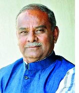 In the Hukkeri constituency, the distant battle of the prestige is significant | हुक्केरी मतदारसंघामध्ये प्रतिष्ठेची दुरंगी लढाई