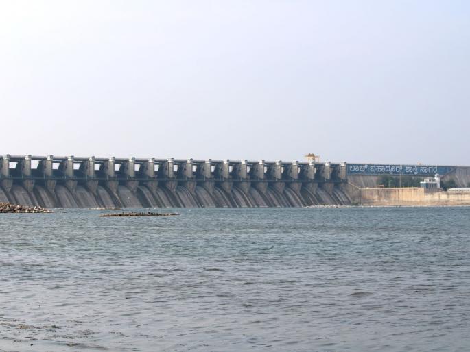 Maintain water storage in Hippargi Dam, Almaty as per norms | हिप्परगी बंधारा, अलमट्टीमधील पाणीसाठा निकषानुसार ठेवा
