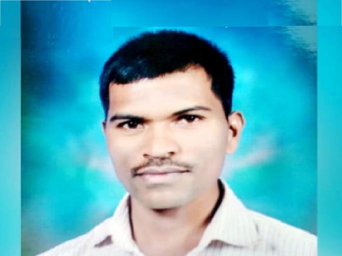 Suicide of a young man of Padal near Balinga bridge on Kolhapur Gaganbawda road | कोल्हापूर-गगनबावडा मार्गावर बालिंगा पुलाजवळ पडळच्या युवकाची आत्महत्या  Suicide of a young man of Padal near Balinga bridge on Kolhapur Gaganbawda road | कोल्हापूर-गगनबावडा मार्गावर बालिंगा पुलाजवळ पडळच्या युवकाची आत्महत्या