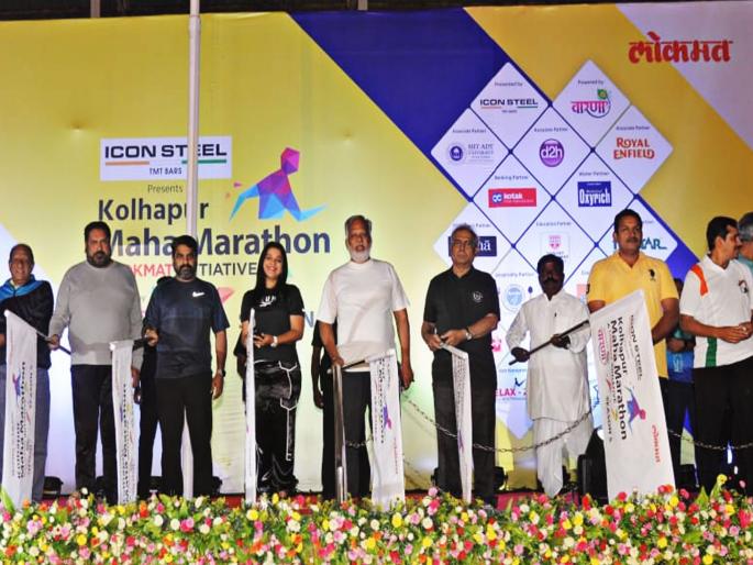 spontaneous response to lokmat marathon in kolhapur thousands of runners participated | कोल्हापुरात लोकमत मॅरेथॉनला उत्स्फुर्त प्रतिसाद; अबाल वृद्धांसह हजारो धावपटू झाले सहभागी spontaneous response to lokmat marathon in kolhapur thousands of runners participated | कोल्हापुरात लोकमत मॅरेथॉनला उत्स्फुर्त प्रतिसाद; अबाल वृद्धांसह हजारो धावपटू झाले सहभागी
