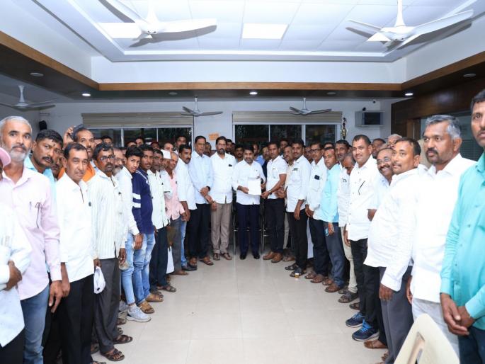 All will create a united force for the cancellation of the Shaktipeeth route | Kolhapur: शक्तीपीठ मार्ग रद्द होण्यासाठी सर्वांनी संघटित ताकद उभी करणार All will create a united force for the cancellation of the Shaktipeeth route | Kolhapur: शक्तीपीठ मार्ग रद्द होण्यासाठी सर्वांनी संघटित ताकद उभी करणार