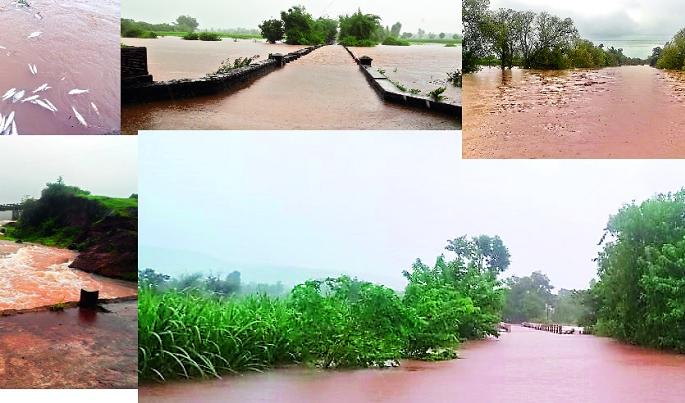 Due to heavy rainfall, the life-threatening disruption in Kolhapur district | मुसळधार पावसाने कोल्हापूर जिल्ह्यात जनजीवन विस्कळीत Due to heavy rainfall, the life-threatening disruption in Kolhapur district | मुसळधार पावसाने कोल्हापूर जिल्ह्यात जनजीवन विस्कळीत