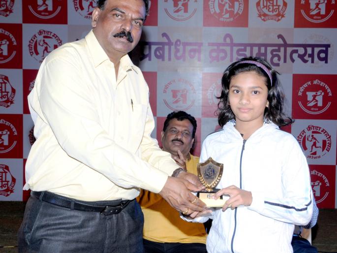 Sana Shetty and Harsh Pachauri are Best players; Gokuldham school won title | साना शेट्टी आणि हर्ष पाचौरी सर्वोत्तम; गोकुळधामला सांघिक विजेतेपद Sana Shetty and Harsh Pachauri are Best players; Gokuldham school won title | साना शेट्टी आणि हर्ष पाचौरी सर्वोत्तम; गोकुळधामला सांघिक विजेतेपद