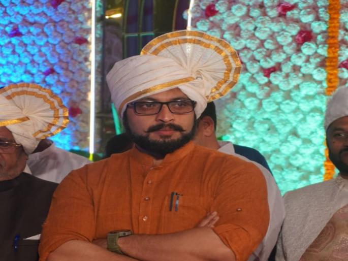 shirur loksabha winning after interaction with amol kolhe | Shirur Lok Sabha Result 2024:...मेरे पास जनता हैं" दमदार विजयानंतर कोल्हेंशी संवाद shirur loksabha winning after interaction with amol kolhe | Shirur Lok Sabha Result 2024:...मेरे पास जनता हैं" दमदार विजयानंतर कोल्हेंशी संवाद