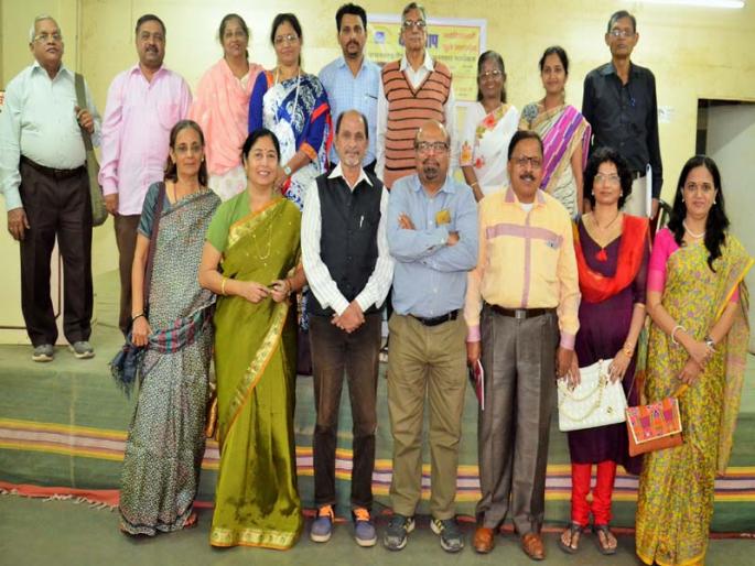 Setting up a reader-forum for Thane in order to attract reader culture among the youth | तरूणांमध्ये वाचन संस्कृती रूजावी म्हणून ठाण्यात कोमसापने केली वाचक-मंचाची स्थापना Setting up a reader-forum for Thane in order to attract reader culture among the youth | तरूणांमध्ये वाचन संस्कृती रूजावी म्हणून ठाण्यात कोमसापने केली वाचक-मंचाची स्थापना