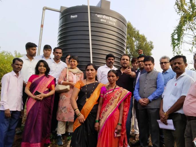 Kondheri, Adivali village of Thane Kalyan was inspected by the Jal Shakti team of the Centre | ठाणे कल्याणच्या कोंढेरी, आदिवली गावाची केंद्राच्या जलशक्ती पथकाकडून पाहणी  Kondheri, Adivali village of Thane Kalyan was inspected by the Jal Shakti team of the Centre | ठाणे कल्याणच्या कोंढेरी, आदिवली गावाची केंद्राच्या जलशक्ती पथकाकडून पाहणी