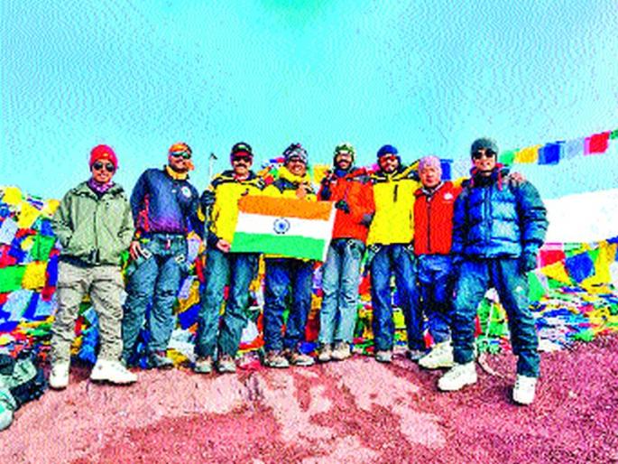 Pune kicks off 'Stok Kangri' sir | पुणेकर युवकांनी केले ‘स्टोक कांग्री’ सर