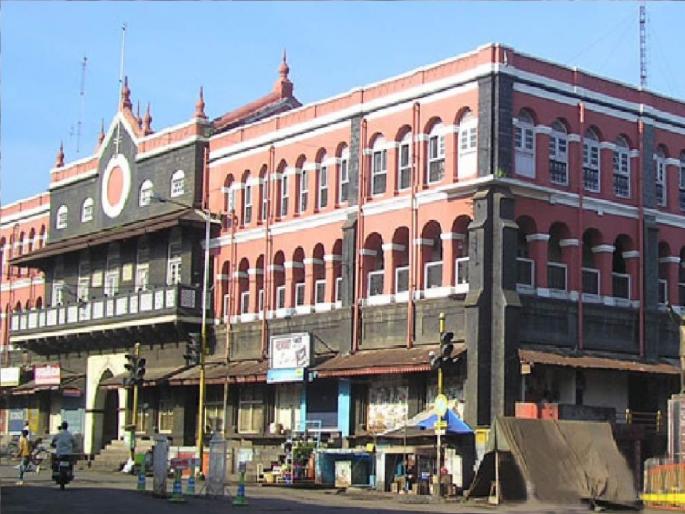 Activist's Bullying of Officials, Four officers of Kolhapur Municipal Corporation left their jobs | कार्यकर्त्याची अधिकाऱ्यांना दादागिरी, कोल्हापूर महापालिकेच्या चार अधिकाऱ्यांनी सोडली नोकरी Activist's Bullying of Officials, Four officers of Kolhapur Municipal Corporation left their jobs | कार्यकर्त्याची अधिकाऱ्यांना दादागिरी, कोल्हापूर महापालिकेच्या चार अधिकाऱ्यांनी सोडली नोकरी