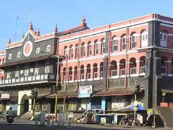 Kolhapur development hit due to political indifference | बदली करण्यासाठी आटापिटा..अधिकारी देताना मात्र फाटा, राजकीय उदासीनतेमुळे कोल्हापूरच्या विकासाला फटका