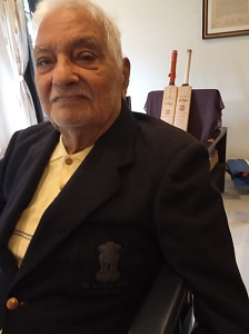 SR Patil, the only Test cricketer from Kolhapur, passed away | कोल्हापुरातील एकमेव कसोटीपटू एस.आर.पाटील यांचे निधन SR Patil, the only Test cricketer from Kolhapur, passed away | कोल्हापुरातील एकमेव कसोटीपटू एस.आर.पाटील यांचे निधन