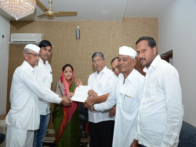  Kopargaon Taluka should be declared drought: MLA Snehlata Kol | कोपरगाव तालुका दुष्काळी जाहीर करावा : आमदार स्नेहलता कोल्हे