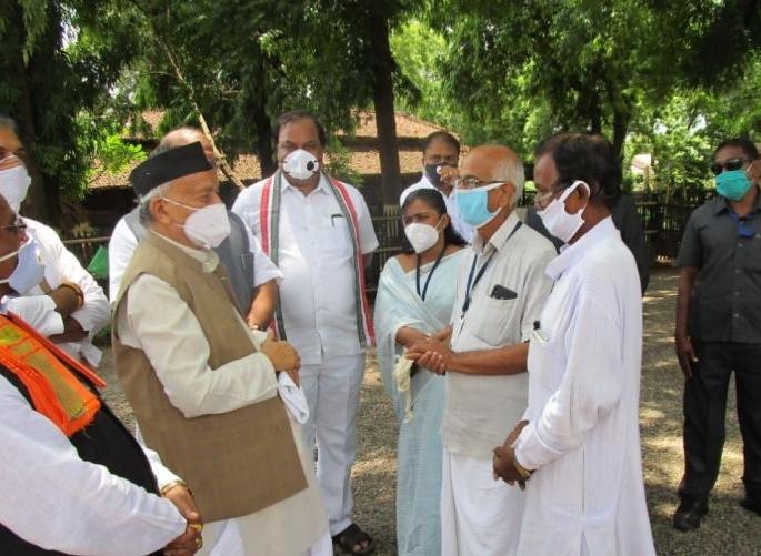 Governor Bhagat Singh Koshyari's visit to Sevagram | राज्यपाल भगतसिंग कोश्यारी यांची सेवाग्रामला भेट Governor Bhagat Singh Koshyari's visit to Sevagram | राज्यपाल भगतसिंग कोश्यारी यांची सेवाग्रामला भेट