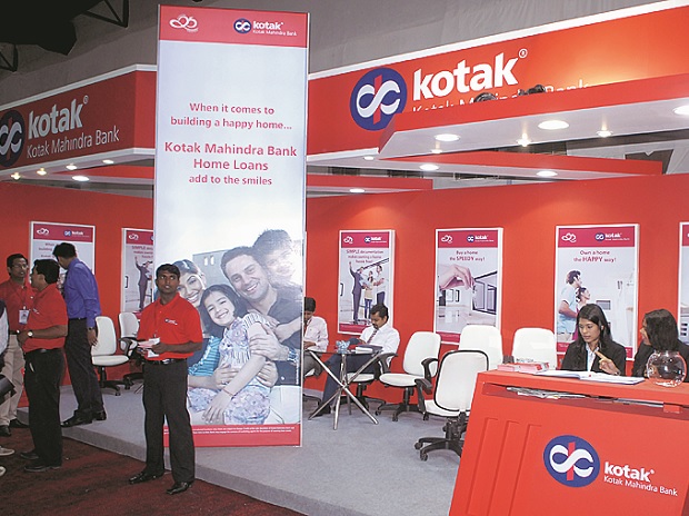 Kotak Bank launched Sankalp Savings Account no charges on cash deposits either details | Kotak बँकेनं लाँच केलं संकल्प सेव्हिंग अकाऊंट, कॅश डिपॉझिटवरही शुल्क नाही