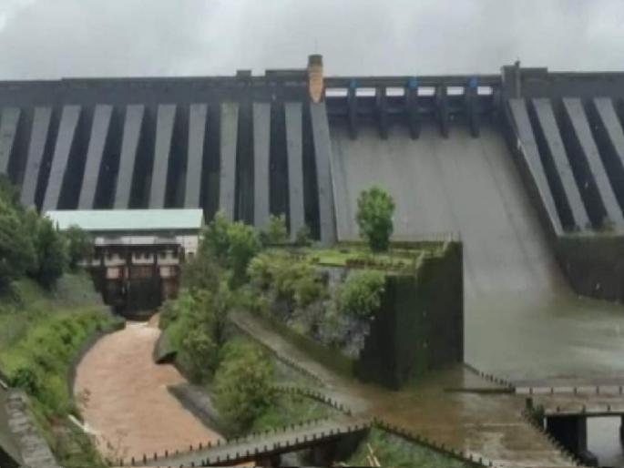 After 24 days water release from Koyna dam starts, vigilance warning to riverside villages | कोयना धरणातून २४ दिवसानंतर 'इतक्या' क्युसेकने पाण्याचा विसर्ग सुरू, नदीकाठच्या गावांना सतर्कतेचा इशारा After 24 days water release from Koyna dam starts, vigilance warning to riverside villages | कोयना धरणातून २४ दिवसानंतर 'इतक्या' क्युसेकने पाण्याचा विसर्ग सुरू, नदीकाठच्या गावांना सतर्कतेचा इशारा