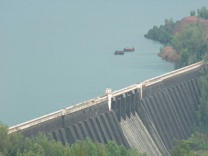 The water will be increased to 5000 cusecs of water and the separation of the koyana | उरमोडीतून पाण्याचा विसर्ग, कोयनेचा विसर्ग ५५ हजार क्युसेकपर्यंत वाढविण्यात येणार  The water will be increased to 5000 cusecs of water and the separation of the koyana | उरमोडीतून पाण्याचा विसर्ग, कोयनेचा विसर्ग ५५ हजार क्युसेकपर्यंत वाढविण्यात येणार