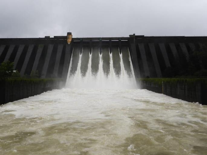 Koyna dam gates at eight feet; Discharge of water from Kanher, Urmodi dam stopped | Satara: कोयनेचे दरवाजे आठ फुटांवर; कण्हेर, उरमोडीतून पाण्याचा विसर्ग बंद Koyna dam gates at eight feet; Discharge of water from Kanher, Urmodi dam stopped | Satara: कोयनेचे दरवाजे आठ फुटांवर; कण्हेर, उरमोडीतून पाण्याचा विसर्ग बंद