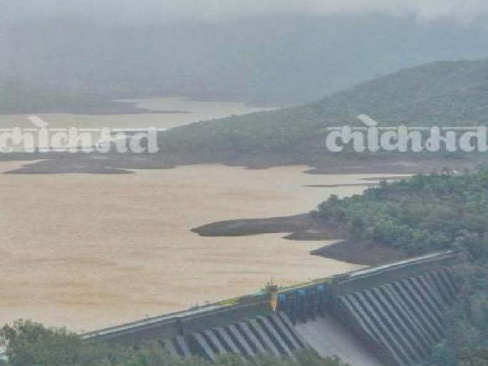 Rain in dam area in Satara district, Koyna Dam filled 90 TMC | सातारा जिल्ह्यात धरणक्षेत्रात पाऊस, कोयना नव्वदीच्या उंबरठ्यावर