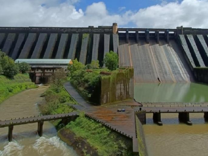 Irrigation demand of Sangli reduced; The discharge in Koyna Dam decreased | सांगलीची सिंचन मागणी कमी; कोयना धरणातील विसर्ग घटला Irrigation demand of Sangli reduced; The discharge in Koyna Dam decreased | सांगलीची सिंचन मागणी कमी; कोयना धरणातील विसर्ग घटला