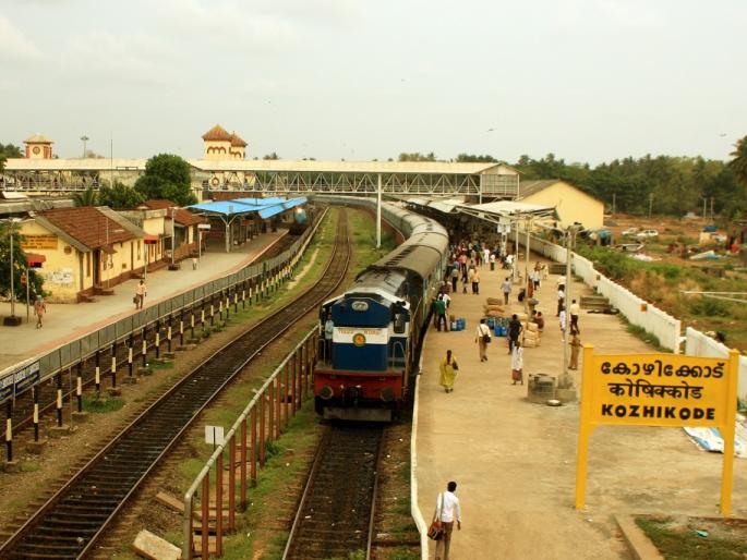 117 gelatin sticks 350 detonators have been seized from passenger train at kozhikode railway station in kerala | केरळमध्ये पॅसेंजर ट्रेनमध्ये स्फोटकं सापडली, एका महिलेला अटक! 117 gelatin sticks 350 detonators have been seized from passenger train at kozhikode railway station in kerala | केरळमध्ये पॅसेंजर ट्रेनमध्ये स्फोटकं सापडली, एका महिलेला अटक!