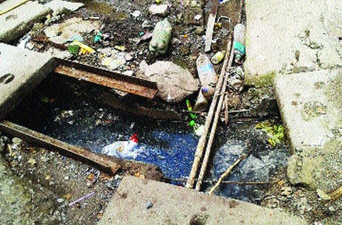 Pre-monsoon work in Airoli division | ऐरोली विभागातील मान्सूनपूर्व कामांचा बोजवारा