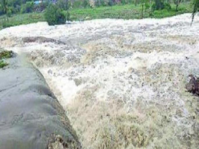 Mixed water directly into Krishna river when will Sangli Municipal Administration wake up | मैलामिश्रीत पाणी थेट कृष्णा नदीत, सांगली महापालिका प्रशासनाला कधी येणार जाग  Mixed water directly into Krishna river when will Sangli Municipal Administration wake up | मैलामिश्रीत पाणी थेट कृष्णा नदीत, सांगली महापालिका प्रशासनाला कधी येणार जाग